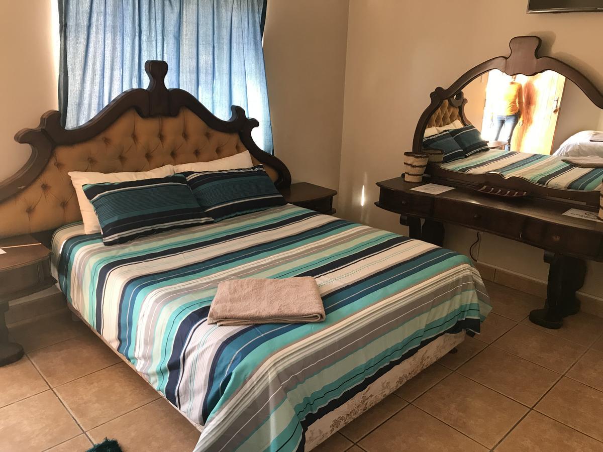 African Sky Guesthouse Windhoek Dış mekan fotoğraf