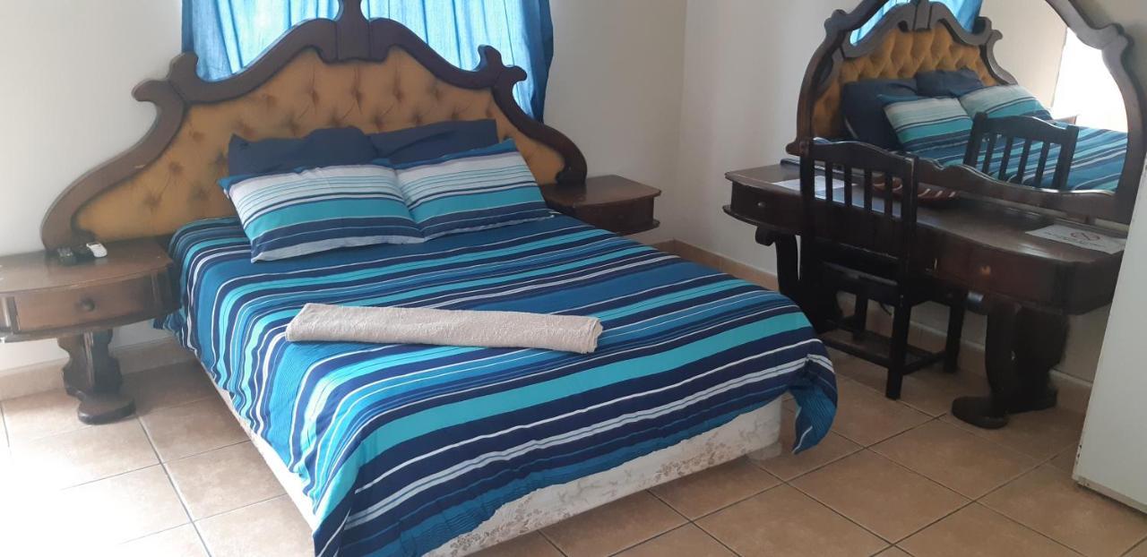 African Sky Guesthouse Windhoek Dış mekan fotoğraf